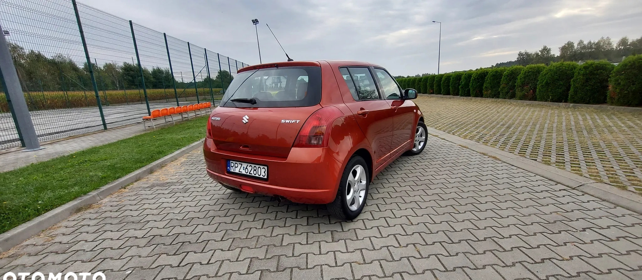 Suzuki Swift cena 18900 przebieg: 151000, rok produkcji 2007 z Hel małe 232